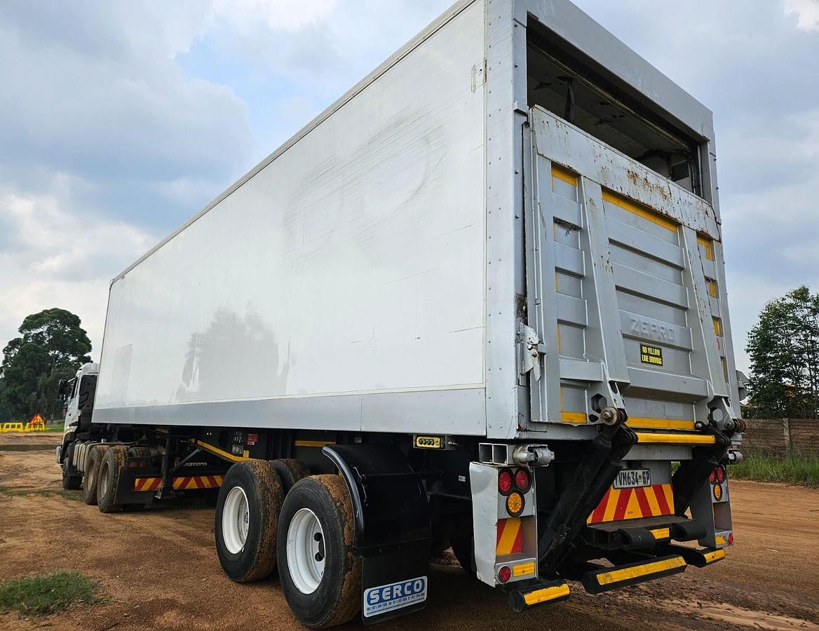 Used INSULATED TRUCK TRAILER WITH TAIL LIFT - OPERATIONAL - WITH NATIS - TRUCK NOT INCLUDED