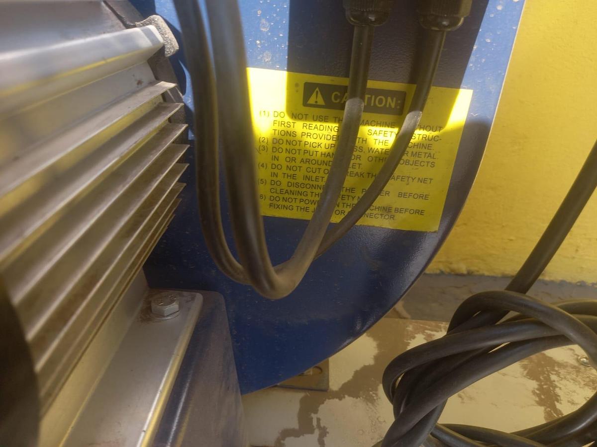 Used DUST COLLECTOR 400 VOLT PHASE 3