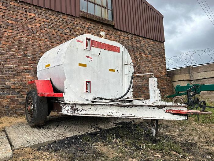 Used HEAVY DUTY OFF ROAD 2000 LTR WATER/DIESEL BOWSER TRAILER