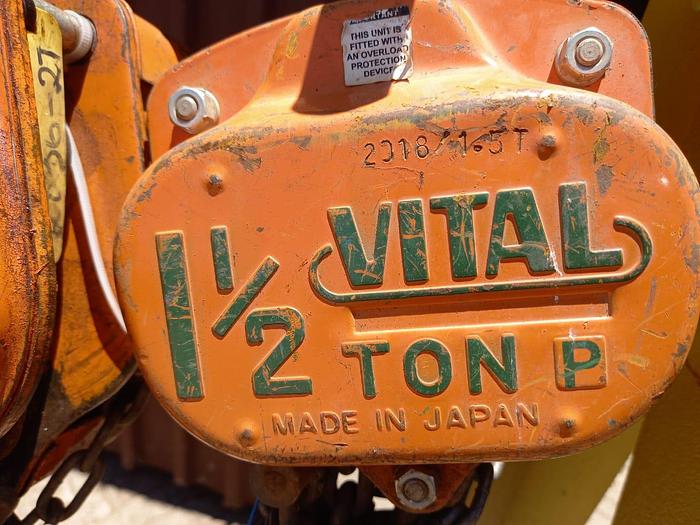 Used VARIOUS SIZES BLOCK CHAINS