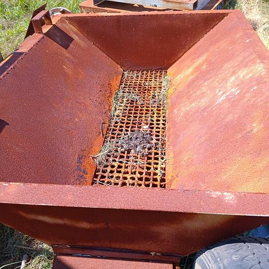 Used DRUM MIXER WITH SCREEN, 2 X SCREW CONVEYOR WITH PLATFORM STAND AND DRUM ROTATING BASE