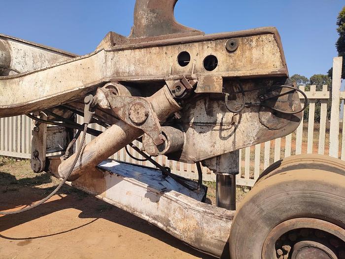 Used CATERPILLAR 621E KRESS SLAG POT CARRIER & TIPPER (RUNNER)