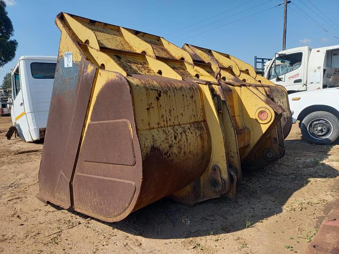 Used FRONT END LOADER BUCKET
