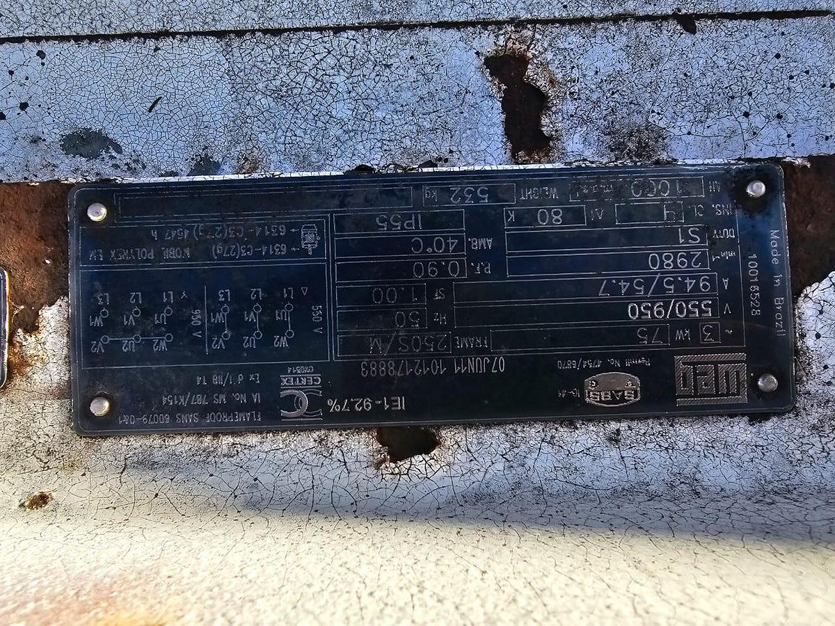 Used 4500 LITRE TANK ON STAND