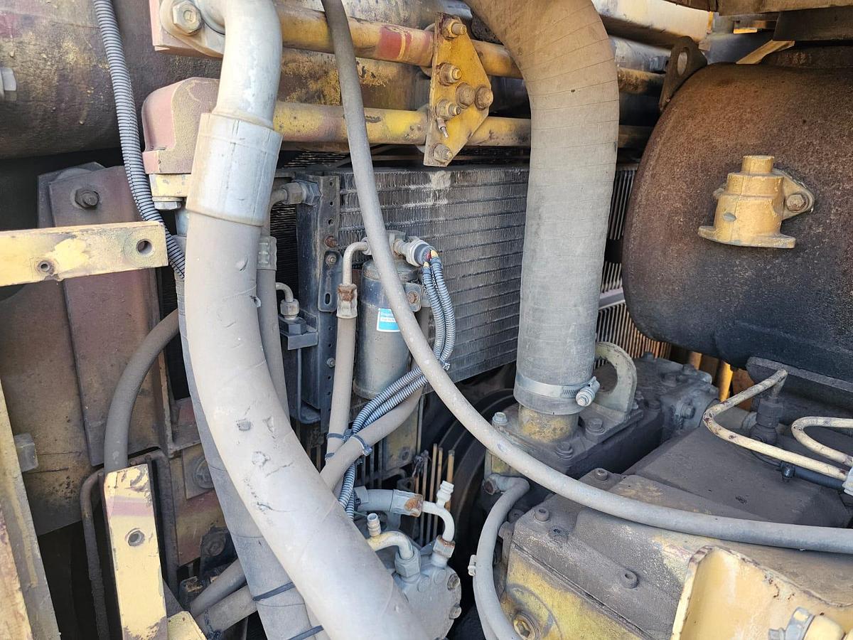 Used D375A KOMATSU DOZER (STRIPPING)