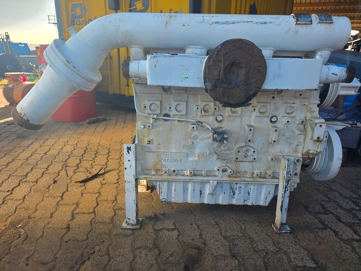 Used Perkins/Cat 6 Cylinder 