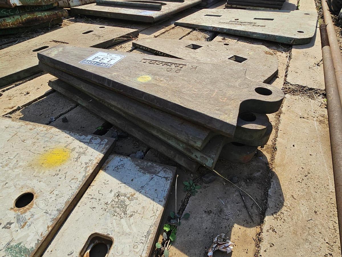 Used CRUSHER PLATES