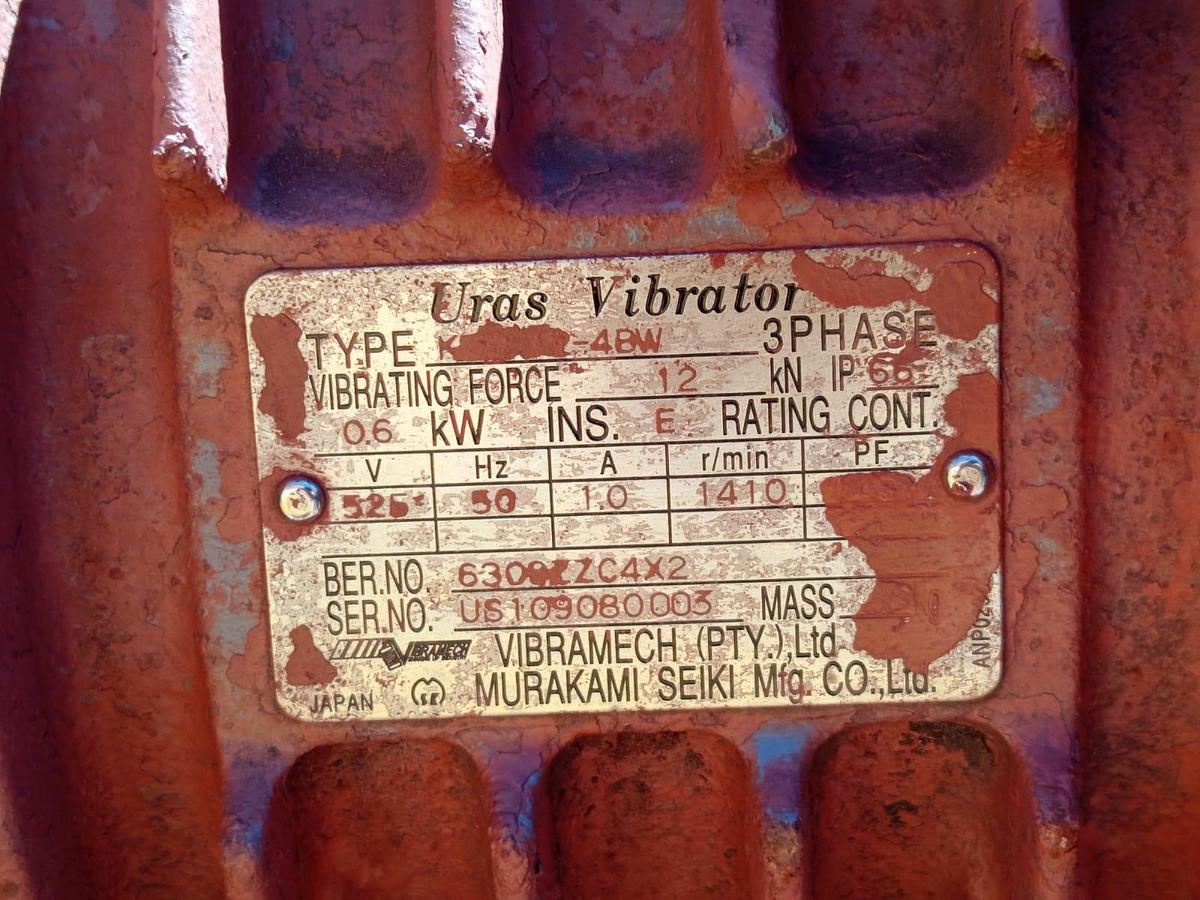Used VIBRATING MOTOR 0.6KW 
