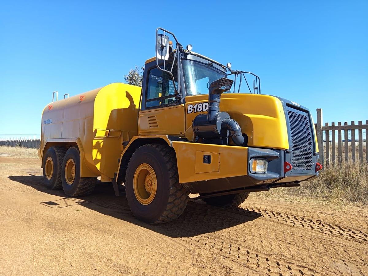 Used BELL B18D ARTICULATED WATER TANKER