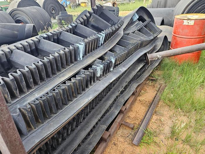 Used SKIRT / FEEDING CONVEYOR BELT