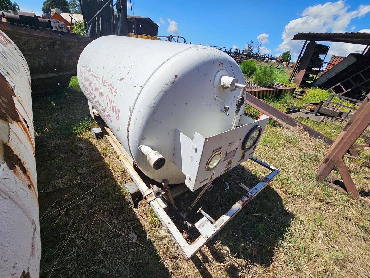 Used 1500 LITER LIQUID NITROGEN TANK(USED)