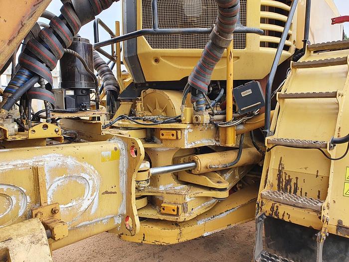 Used  CAT 740B EJ (RUNNER)