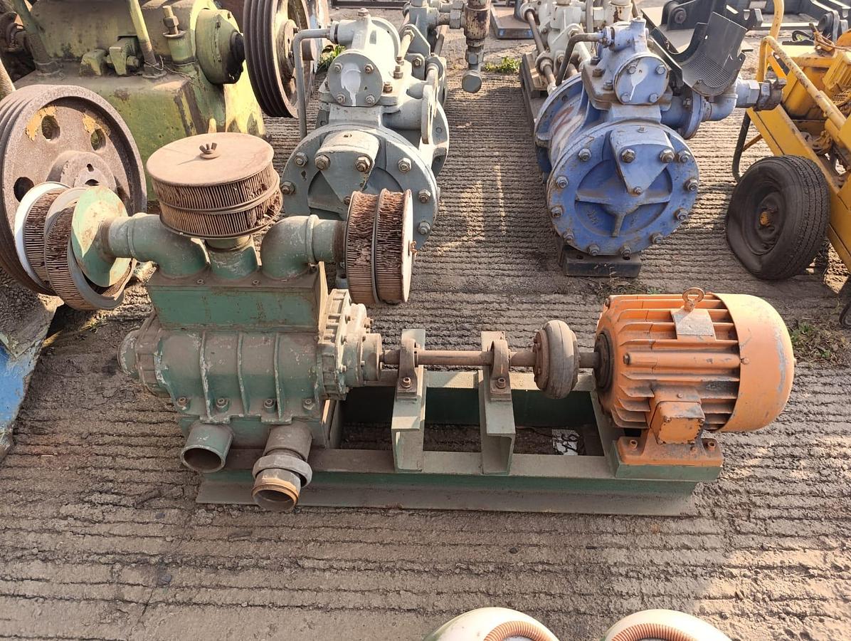 Used COMPRESSOR WITH ELECTRIC MOTOR