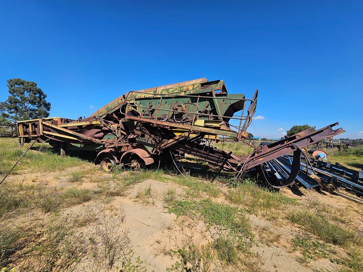 Used MOBILE FINLAY TEREX HYDRASCREEN SCREENING PLANT