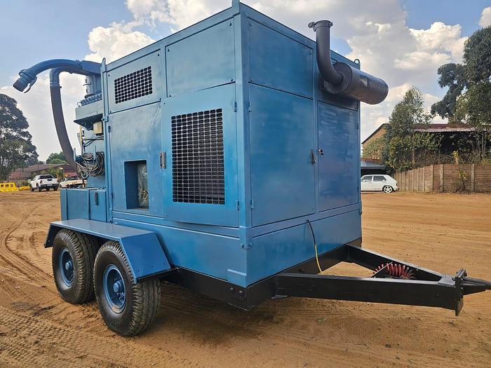 Used KAESER OMEGA VACUUM (RUNNER)