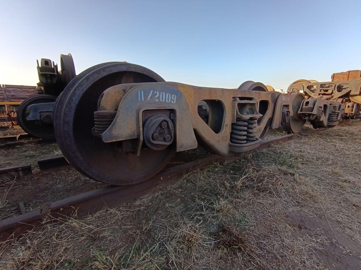 Used TRAIN BOGGIES