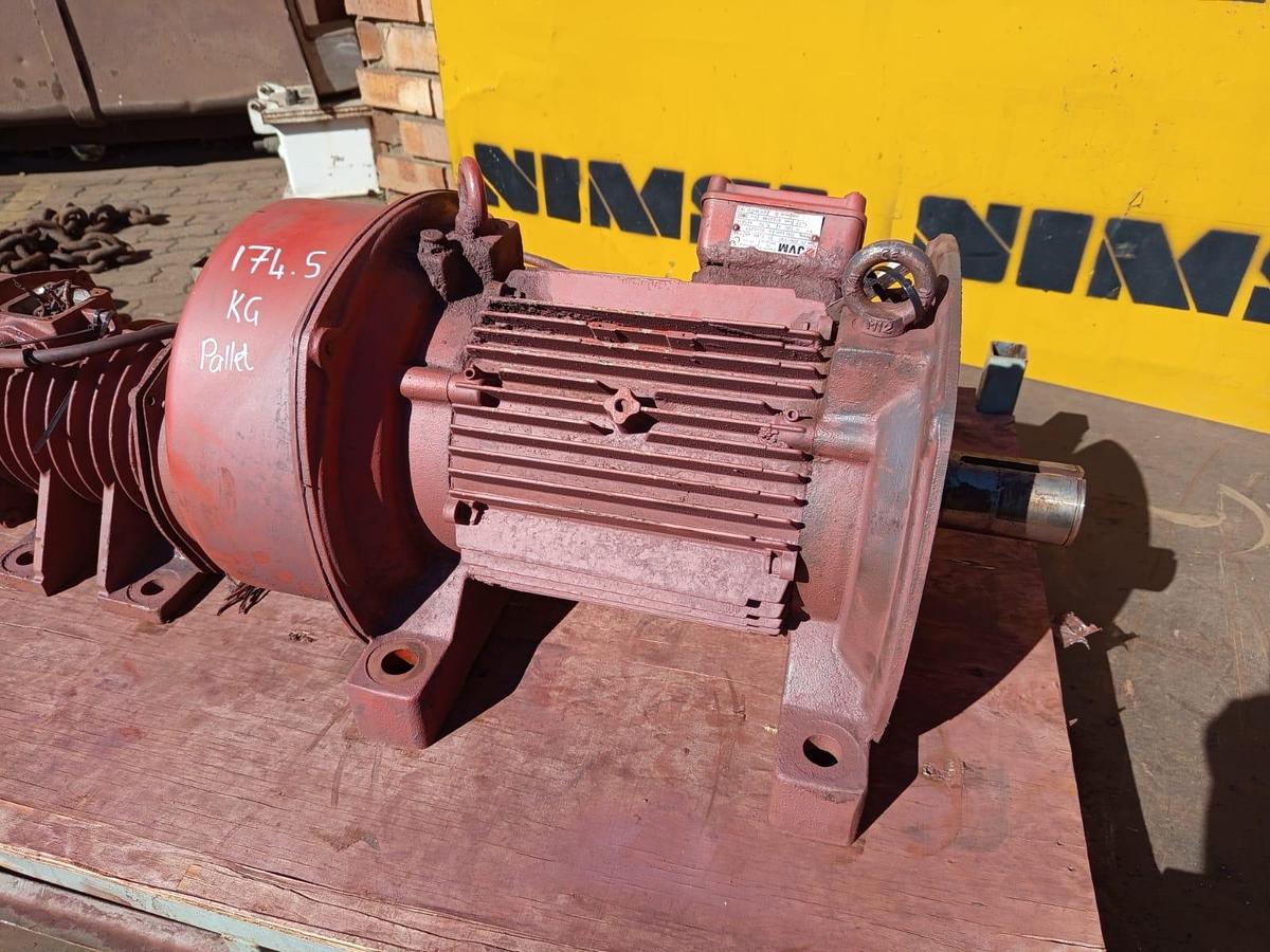 Used VIBRATING MOTOR 2.8KW