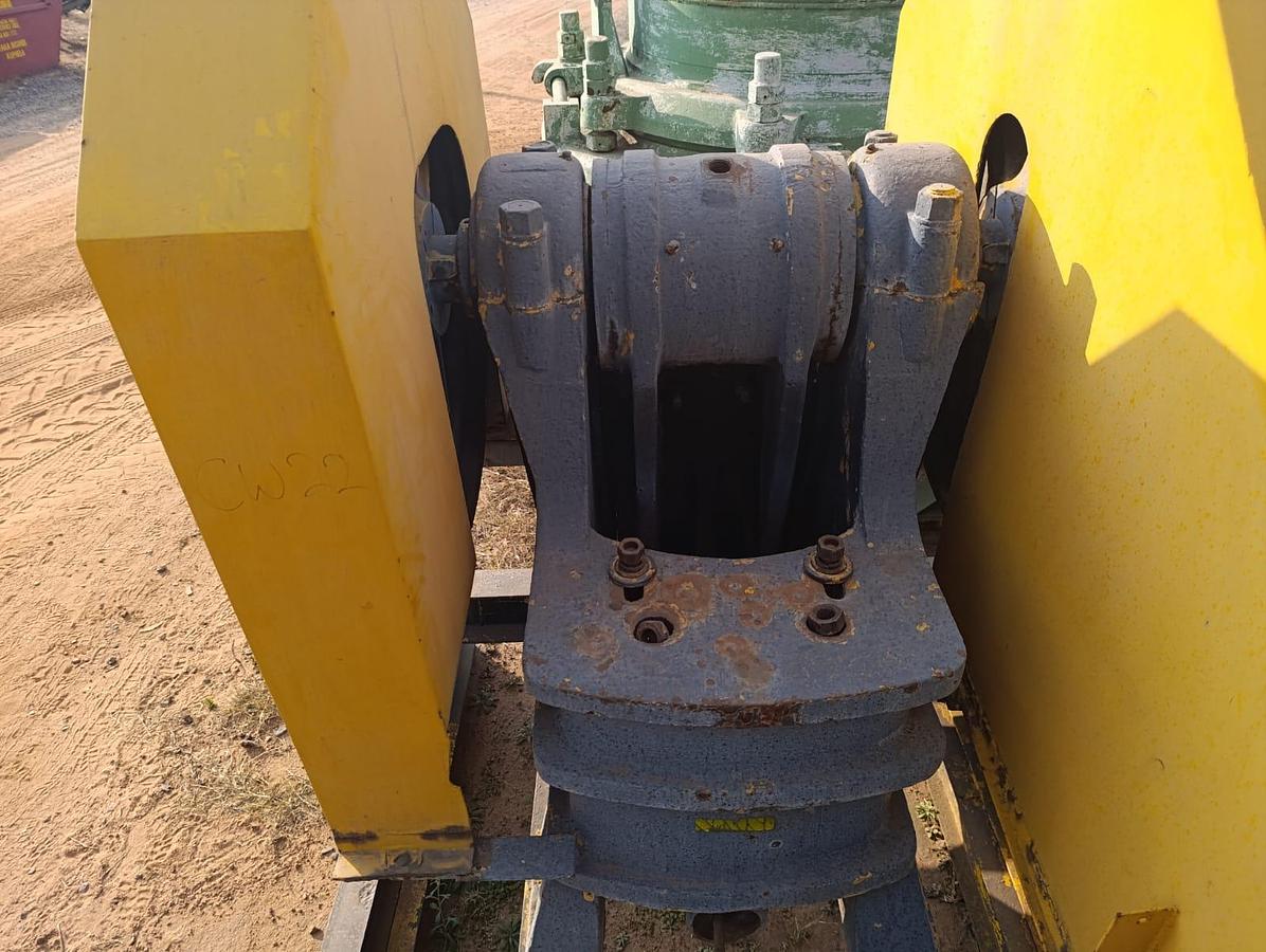 Used JAW CRUSHER WITH 15KW ELECTRIC MOTOR
