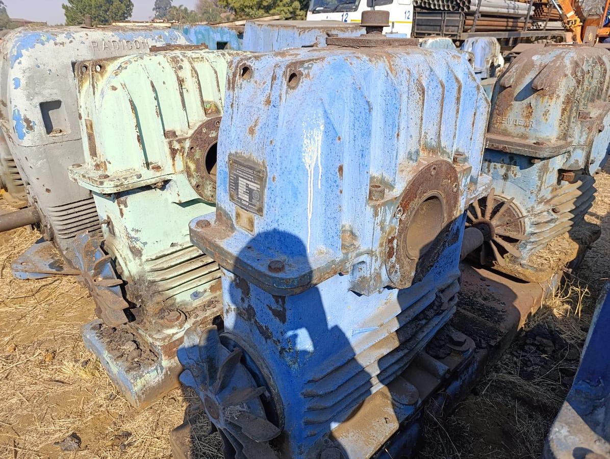 Used BEWGEAR GEARBOX