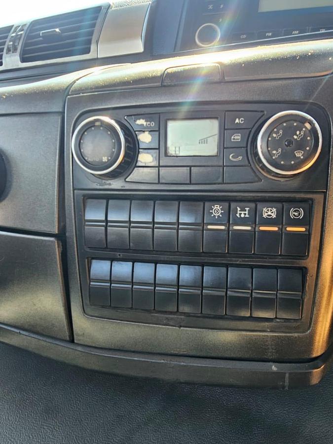 Used 18 000 LITRE WATER TRUCK