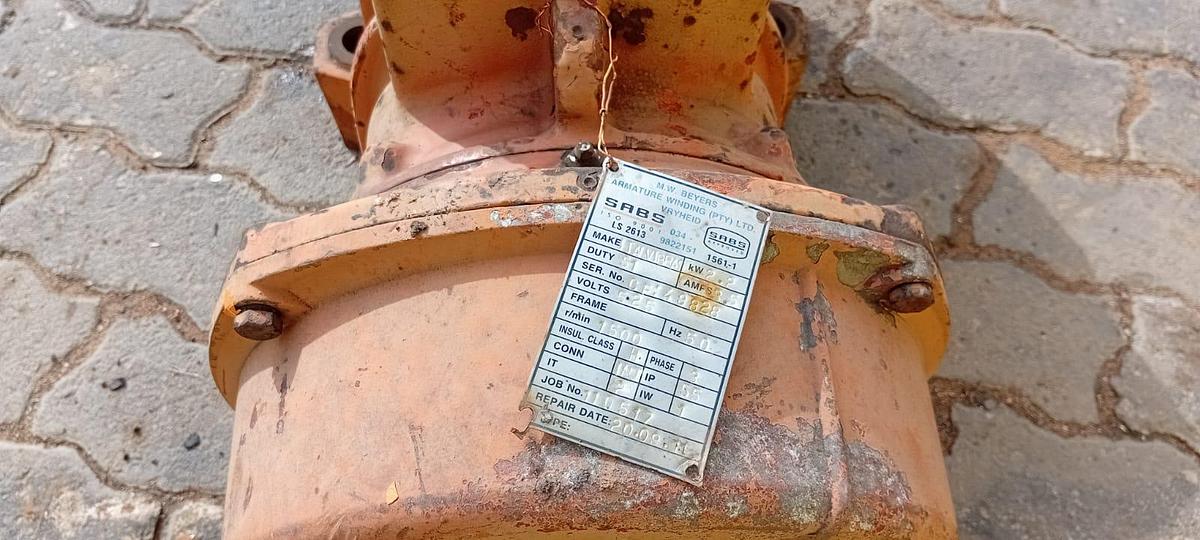 Used 2,2KW VIBRATING MOTOR (USED)