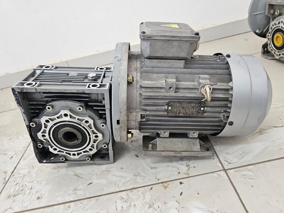 Used 2.2 KW ACTOM ELECTRIC MOTOR & GEARBOX ASSEMBLY