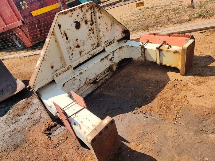 Used KOMATSU 475A DOZER WITH ENGINE, RIPPER AND BLADE (PARTIALLY STRIPPED