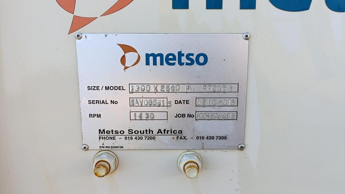 Used FEEDER 1300X2500 (USED CONDITION)