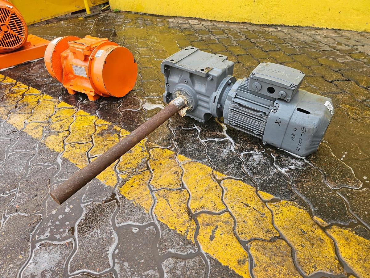 Used 1.5KW MOTORIZED GEARBOX (USED)