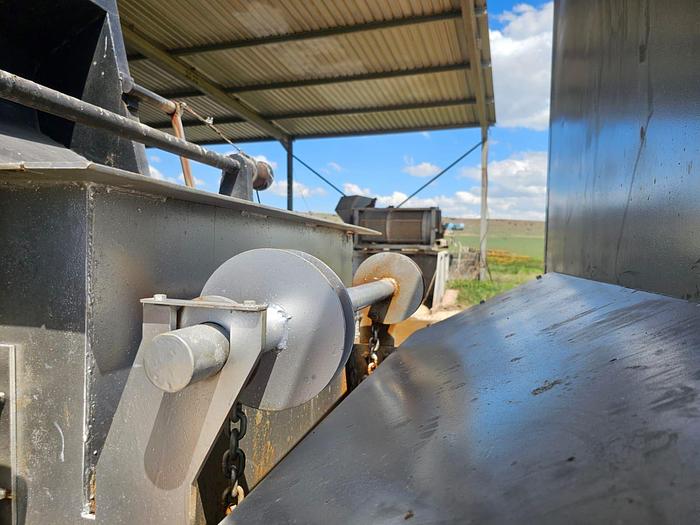 Used COMPLETE (BRAND NEW) 2024 VIBRATING FLUID BED DRYER UNIT, WITH FANS, OVEN, VIBRATORS, DUCTING, CYCLONES, CONTROL PANELS, SCREW FEEDERS, GEARBOXES & MOTORS