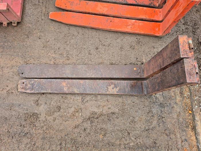 Used FORK LIFT FORKS (1.2m x 130mm x 610mm)