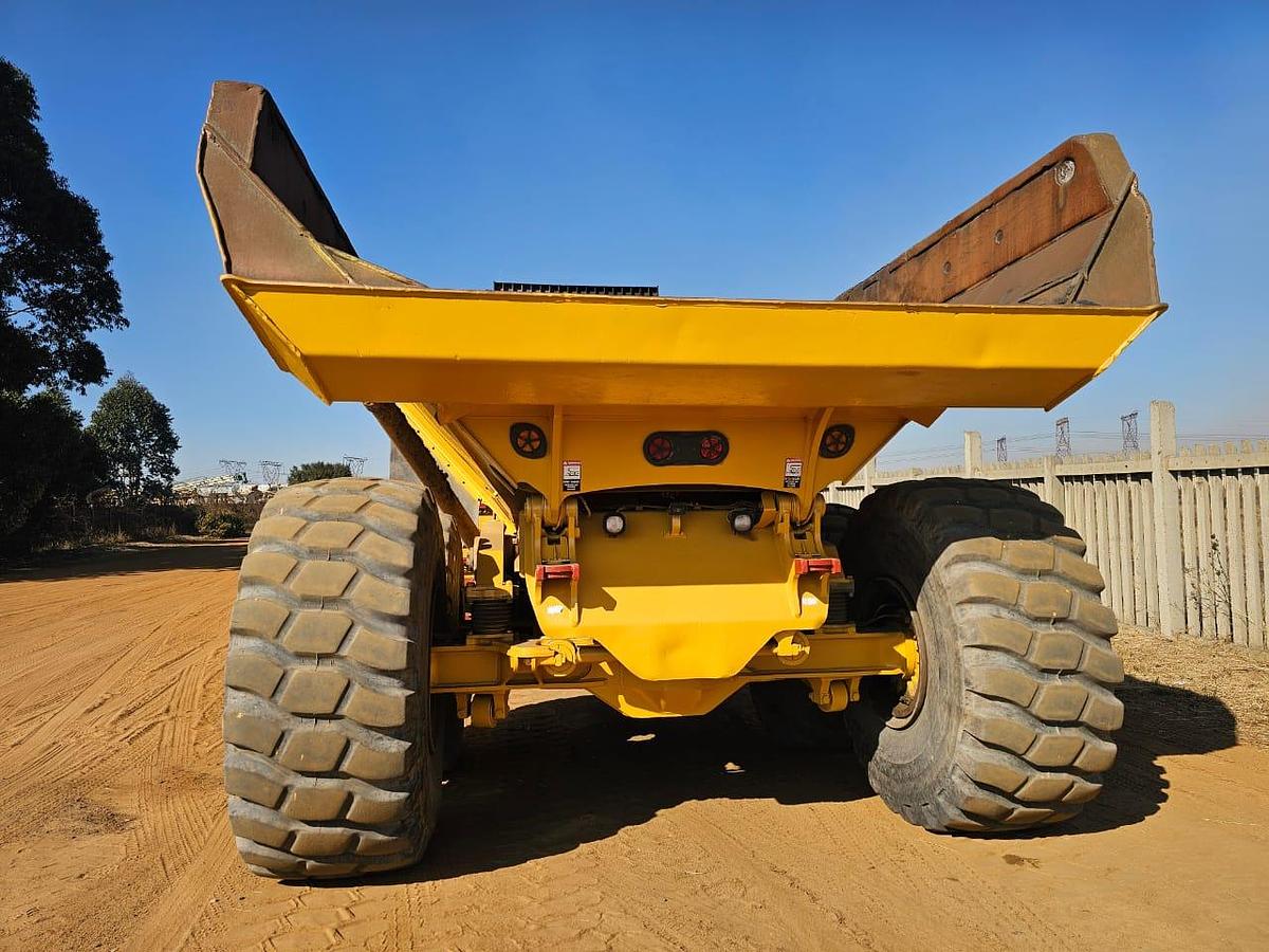 Used BELL B50D 6X6 ADT