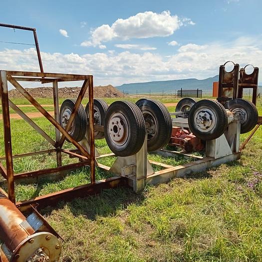 Used DRUM MIXER WITH SCREEN, 2 X SCREW CONVEYOR WITH PLATFORM STAND AND DRUM ROTATING BASE