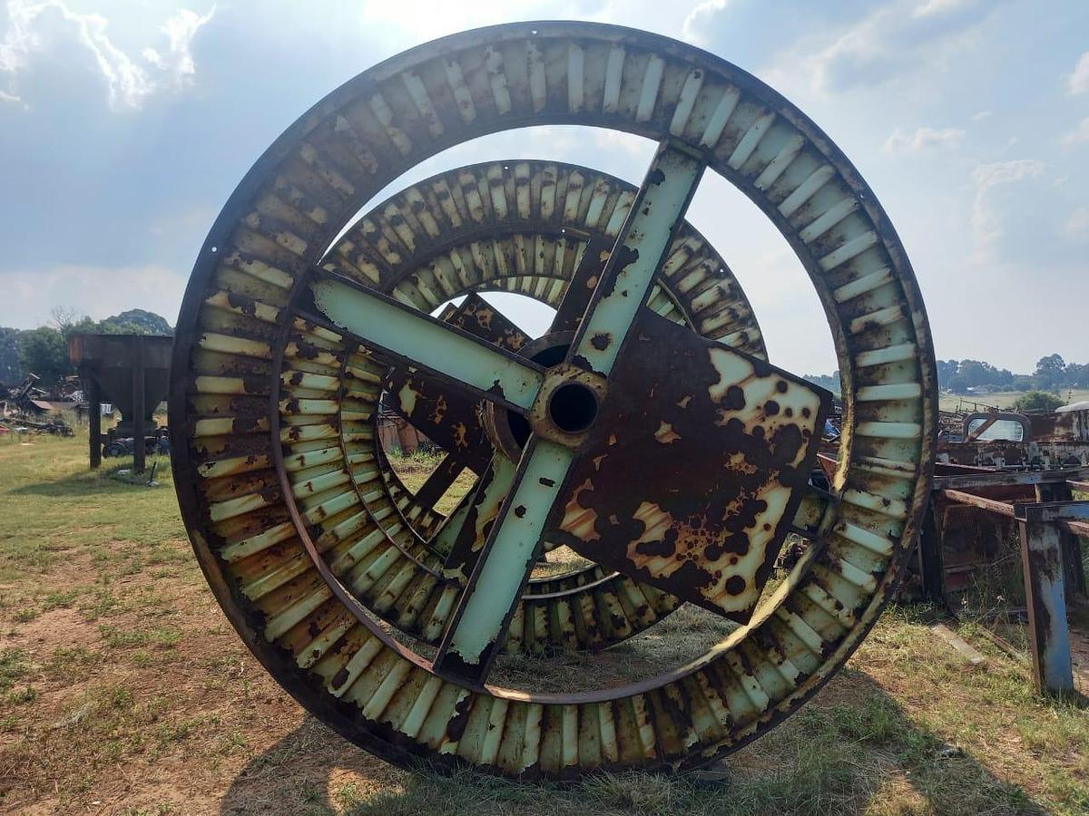 Used STEEL CABLE & CONVEYOR BELT REELS