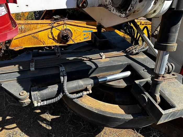 Used FERMEL UNDERGROUND GRADER (NON-RUNNER)