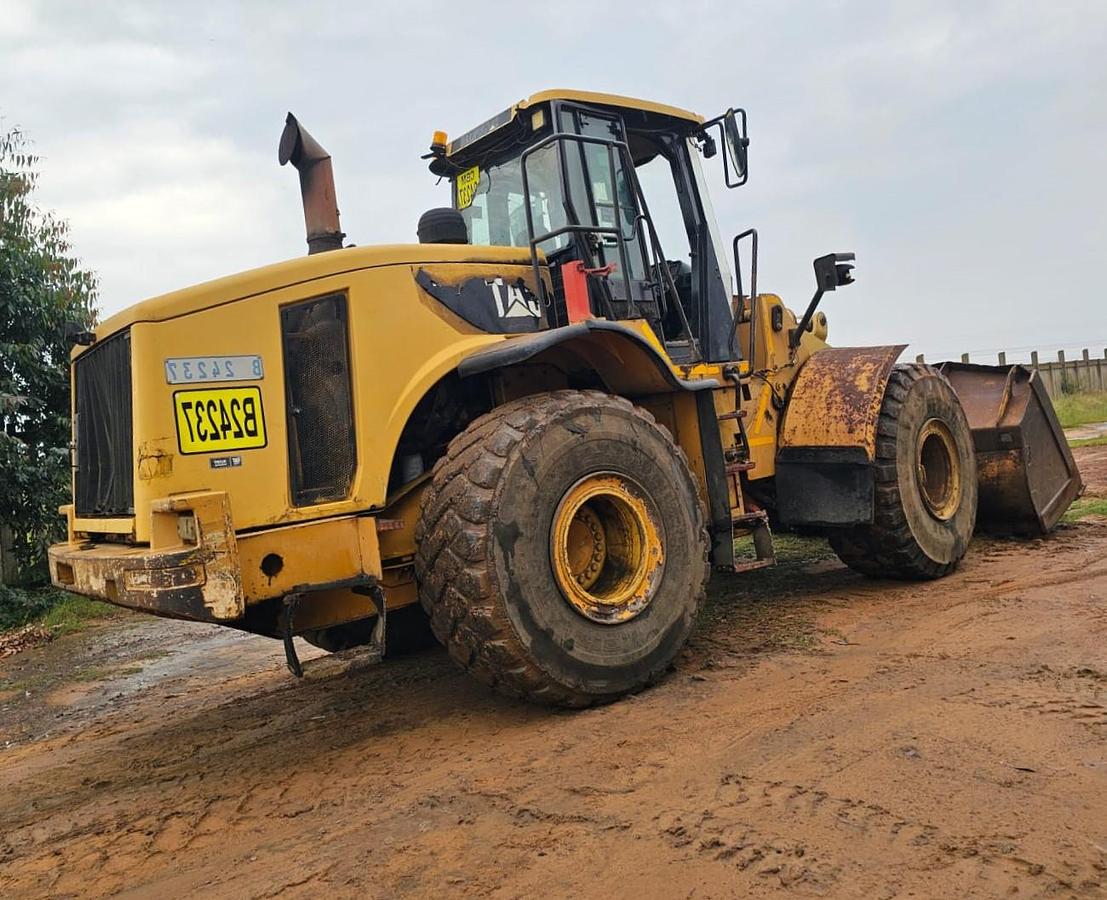 Used CATERPILLAR 966H FRONT END LOADER