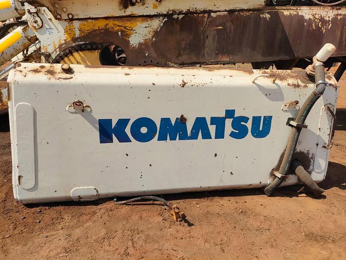 Used KOMATSU 475A DOZER WITH ENGINE, RIPPER AND BLADE (PARTIALLY STRIPPED