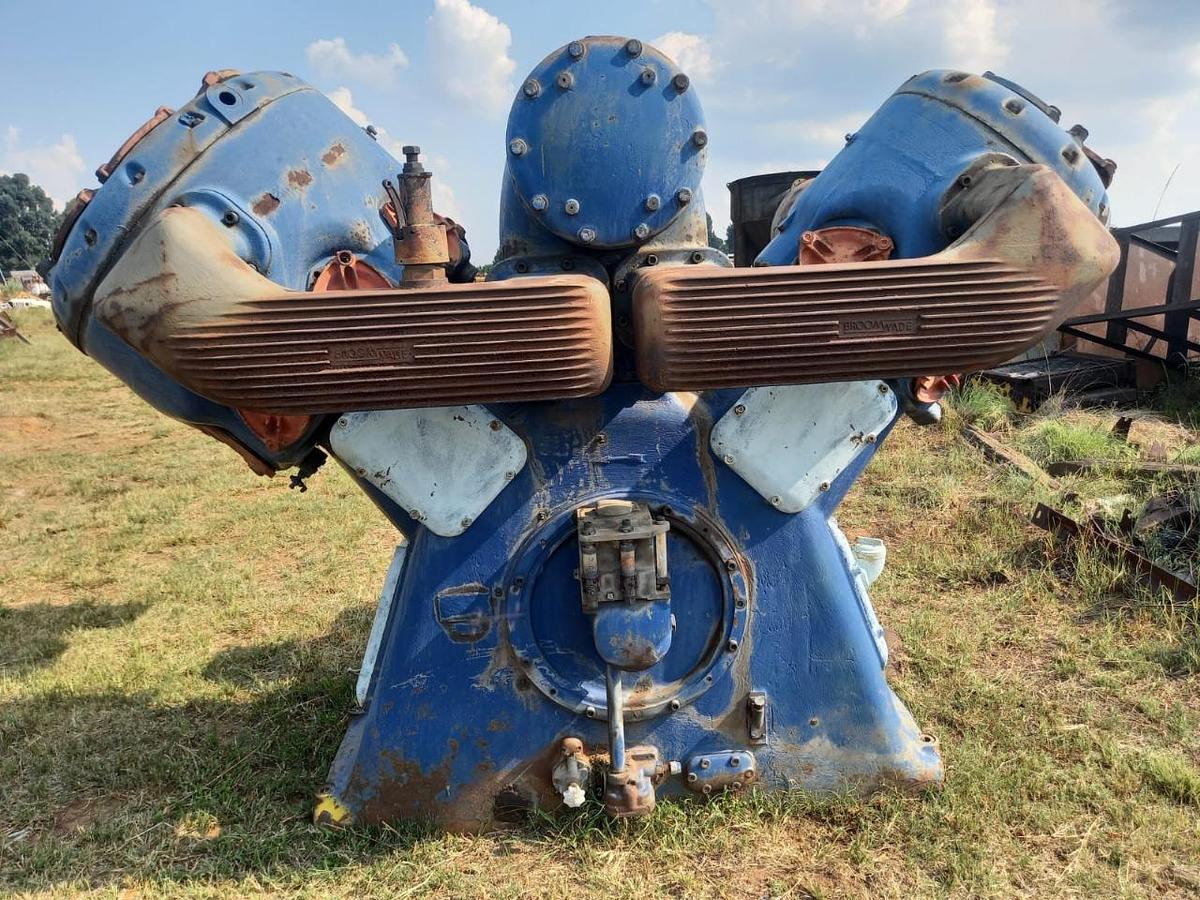 Used BROOMWADE COMPRESSOR