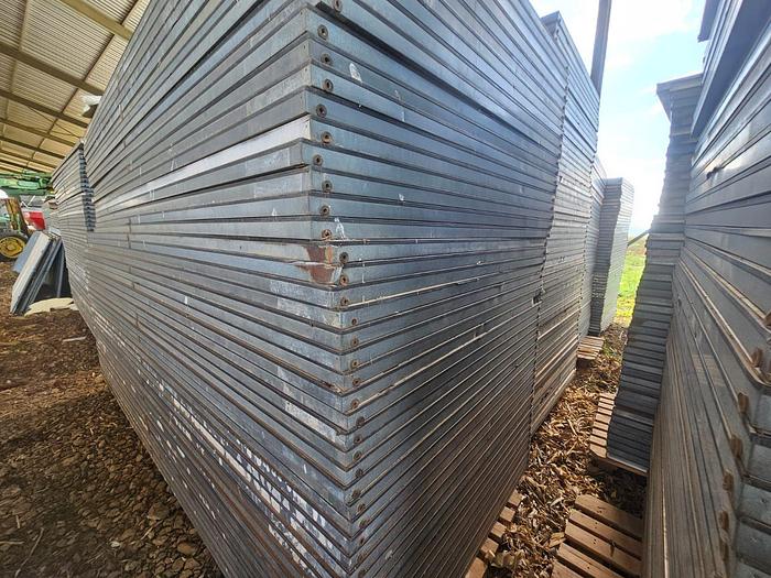 Used INSULATED DIVIDER BOARDS (ALL MIRRORS ARE BROKEN)