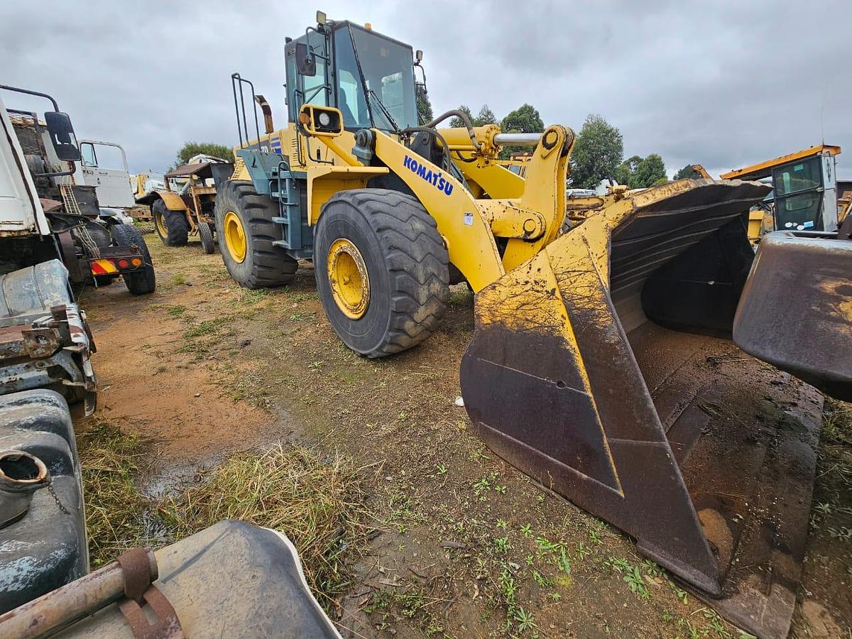 Used KOMATSU WA470-B FRONT END LOADER - INOPERABLE