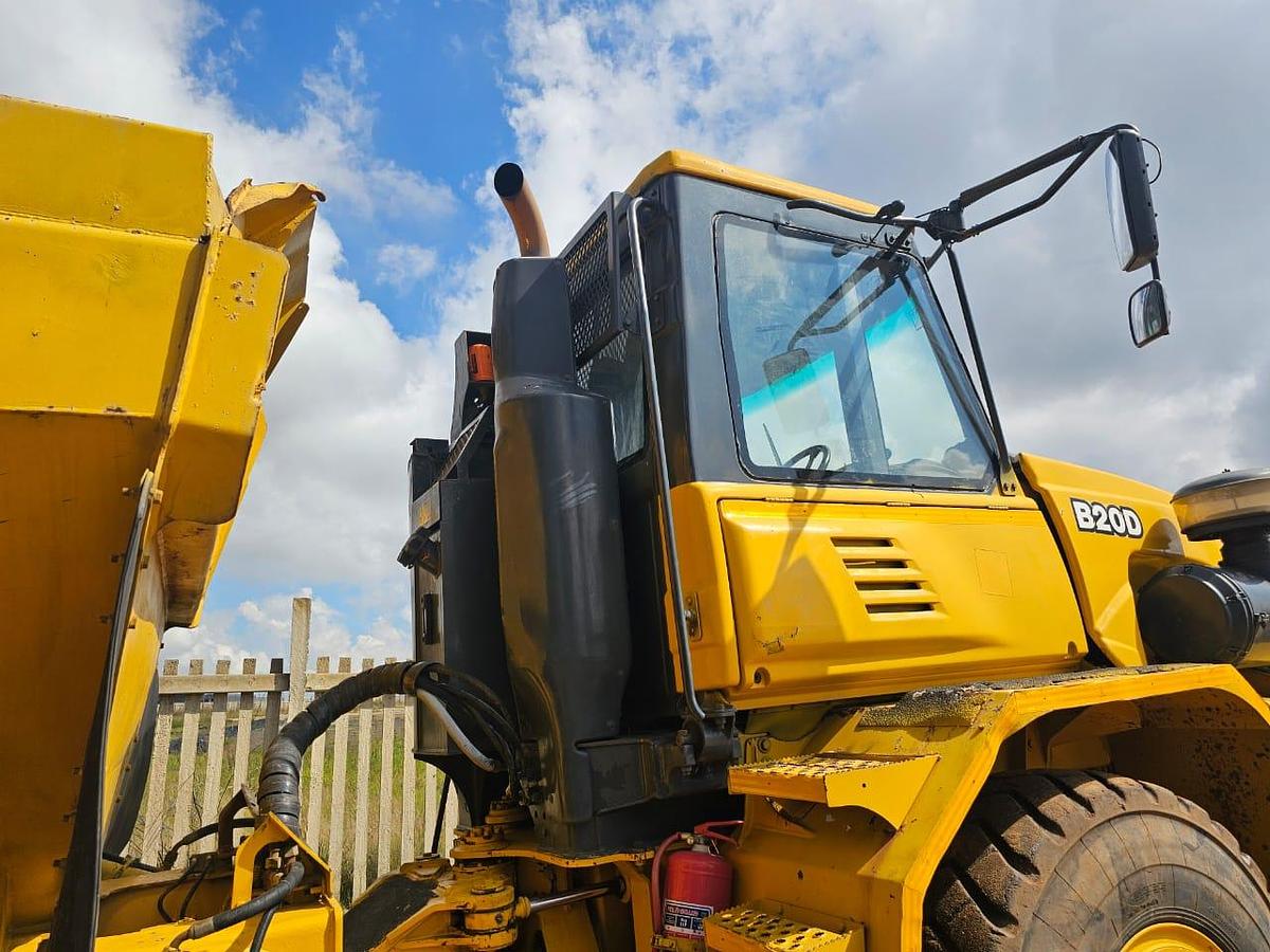 Used BELL B20D 6X4 ARTICULATED DUMP TRUCK