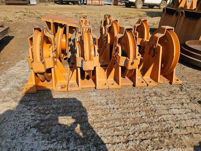 Used DYMOT SHEAVES (GOOD/USED)