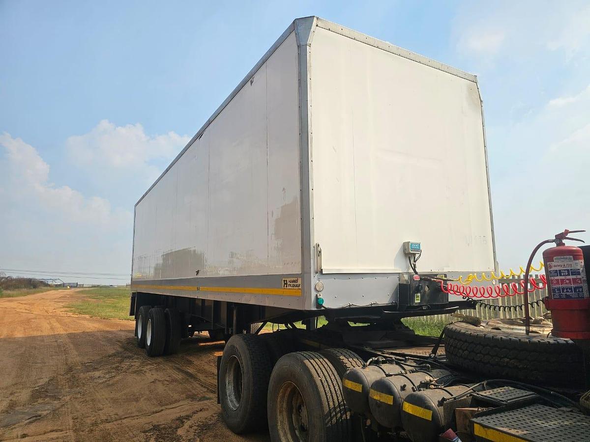 Used HENRED FRUEHAUF INSULATED TRUCK TRAILER - OPERATIONAL - WITH NATIS - TRUCK NOT INCLUDED