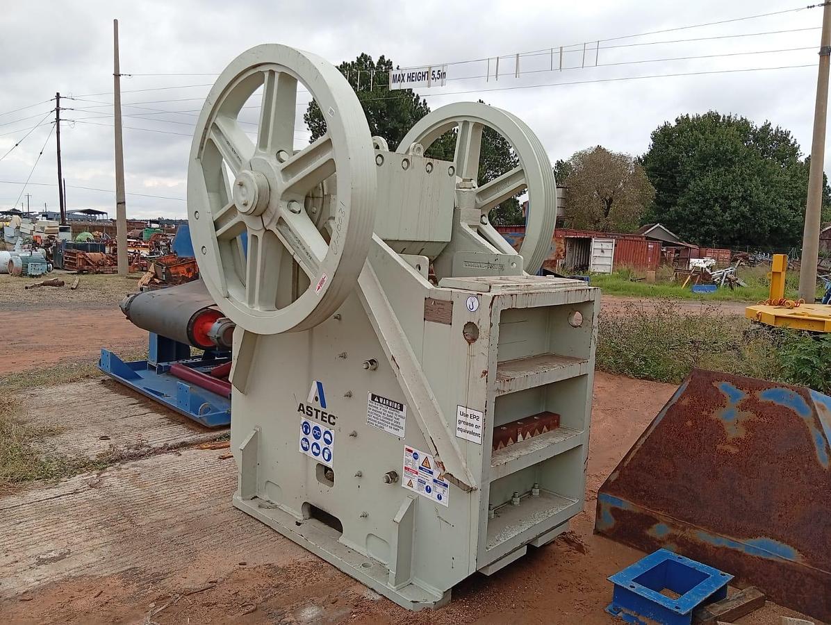 Refurbished  30X20 SINGLE TOGGLE ROLLER BEARING JAW CRUSHER (REFURBISHED)