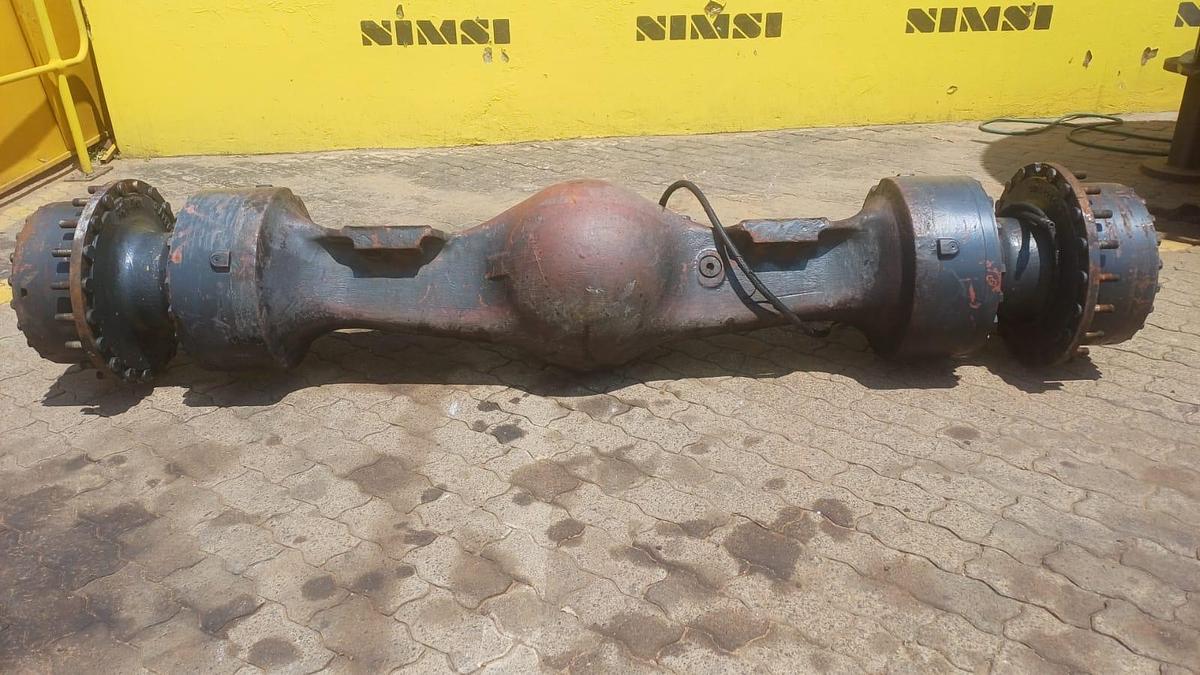 Used SDLG/ LUIGONG WHEELLOADER FRONT DIFFERENTIAL18 HOLE HUB (USED)