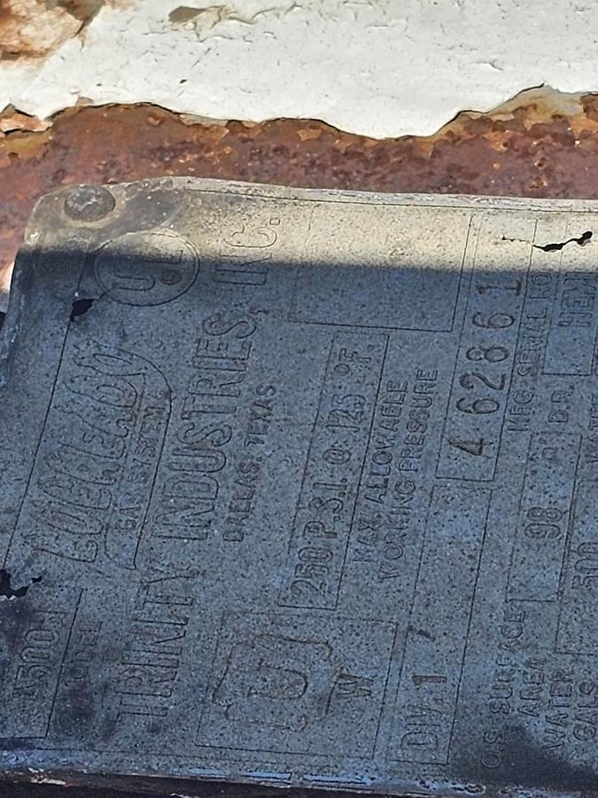 Used 2000 LITER EVERADY AIR TANK (USED)