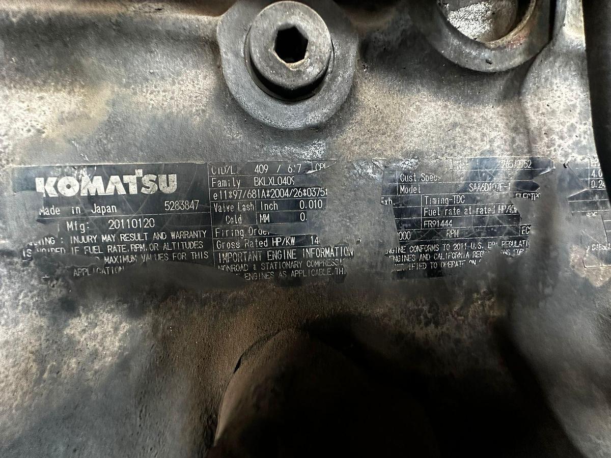 Used KOMATSU WA250-6 FRONT END LOADER - INOPERABLE