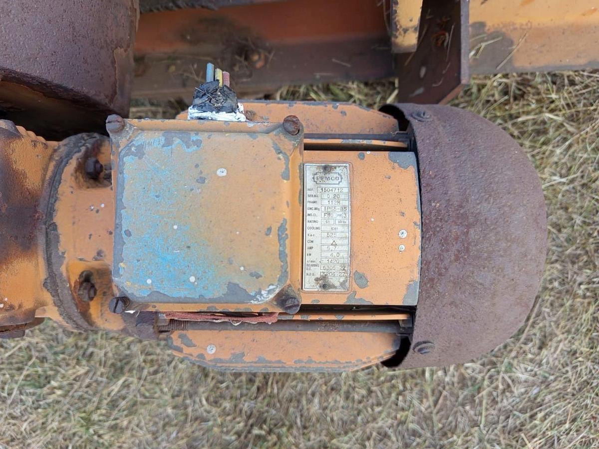 Used MECHANI MAG ELECTRO MAGNET WITH 4 KW ELECTRIC MOTOR - USED CONDITION