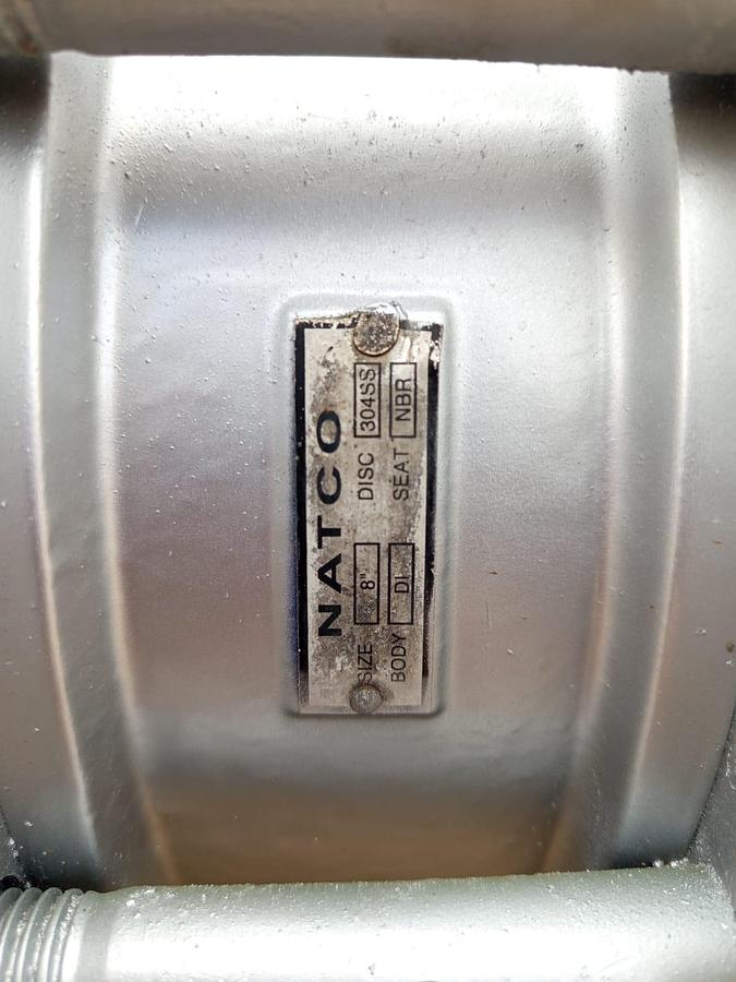 Used WATER PUMP ON A TRAILER WITH VOLVO ENGINE (BATTERIES NOT INCLUDED)