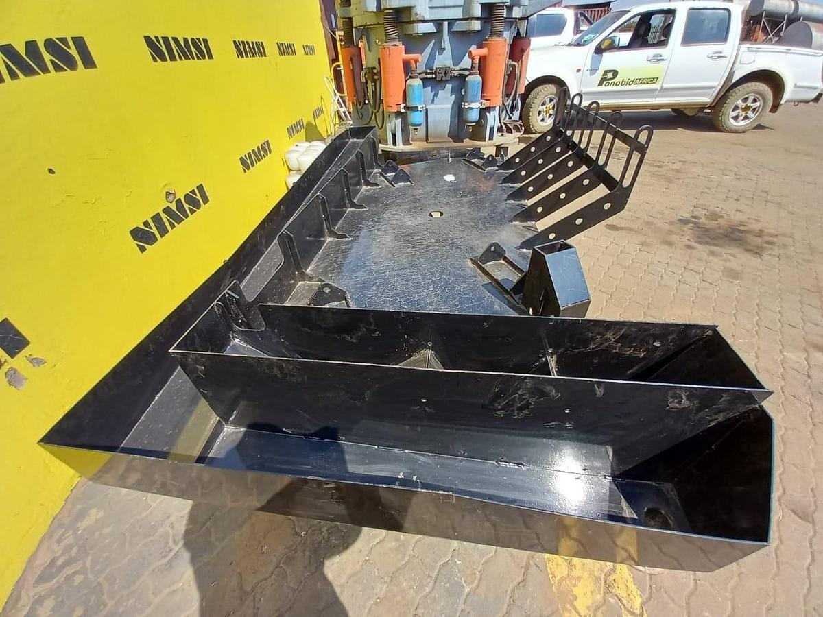 Used JAMES TABLE (INCOMPLETE)